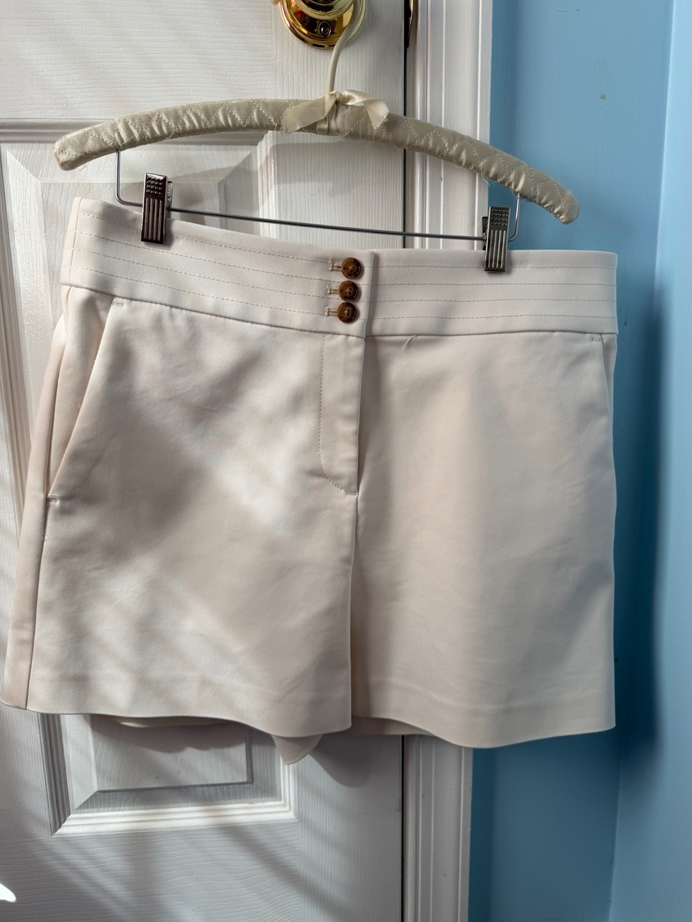 Loft Ivory High-Waisted Shorts, Size 10